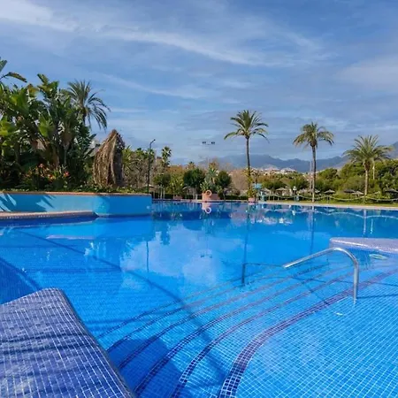 Benalbeach, Bonito 2 Apartment